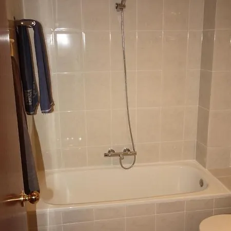 Gracia Torres Apartment Barcelona